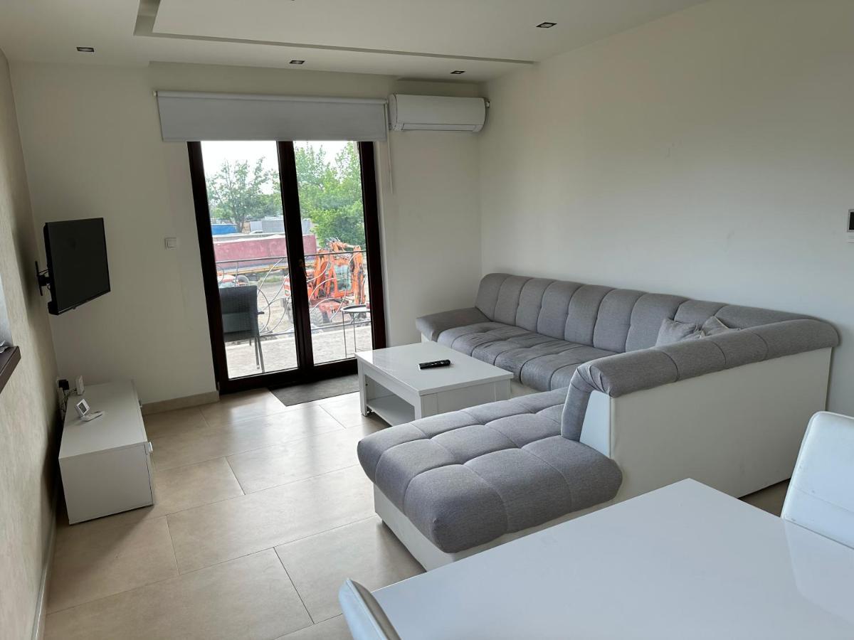 Five Apartments Indija Exterior photo